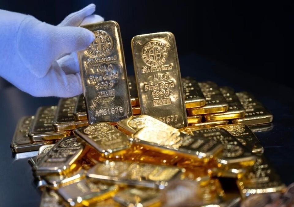 金涨银随 全球经济震荡下贵金属市场新格局